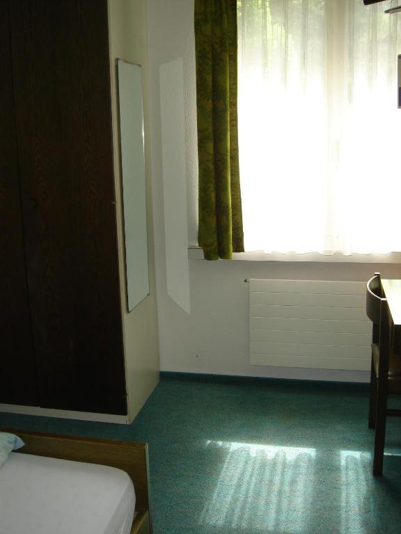 Hotel Eden Sisikon ห้อง รูปภาพ
